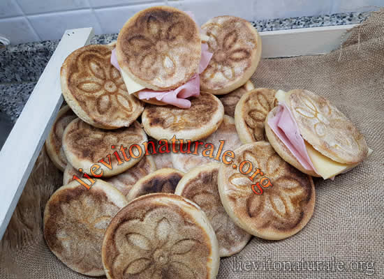 Pane Tigelle